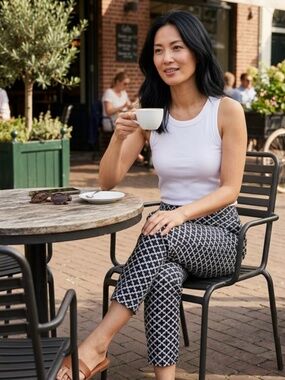 White House Black Market Geometric Design Skinny Pants